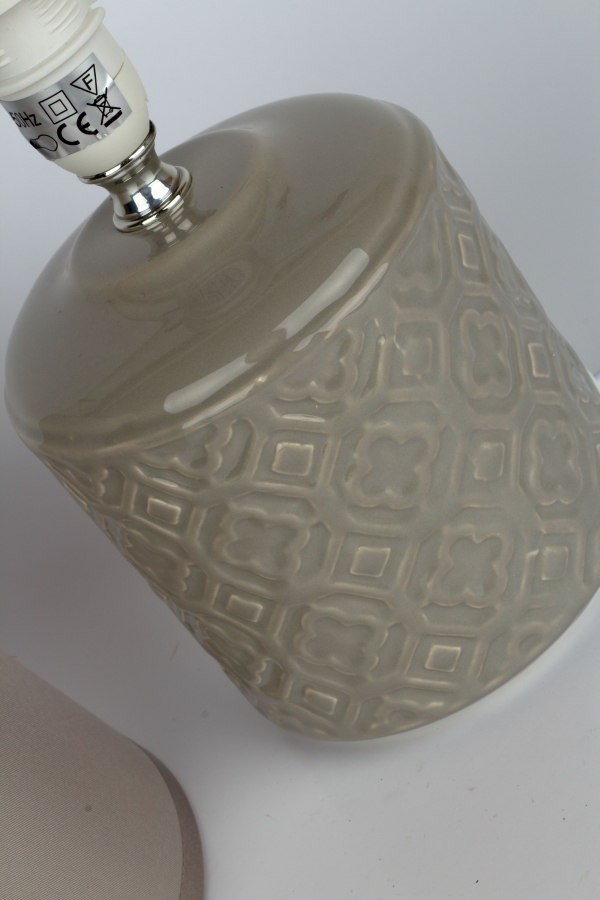 Stolná lampa keramická 18x18x28cm C