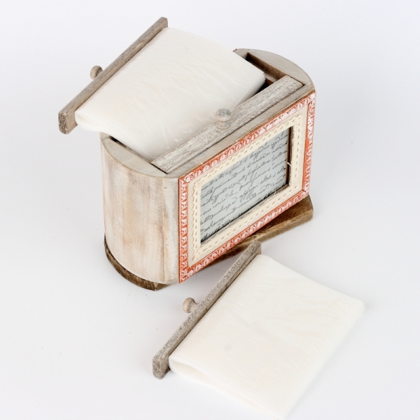 Stolný otáčací fotoalbum