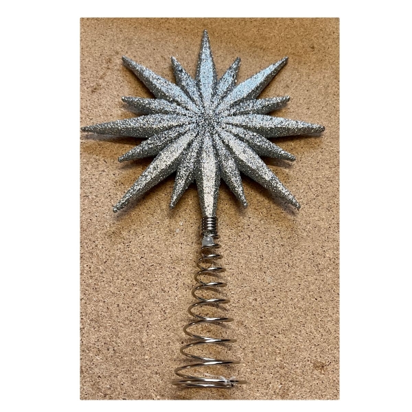 Strieborná hviezda na špičku stromčeka