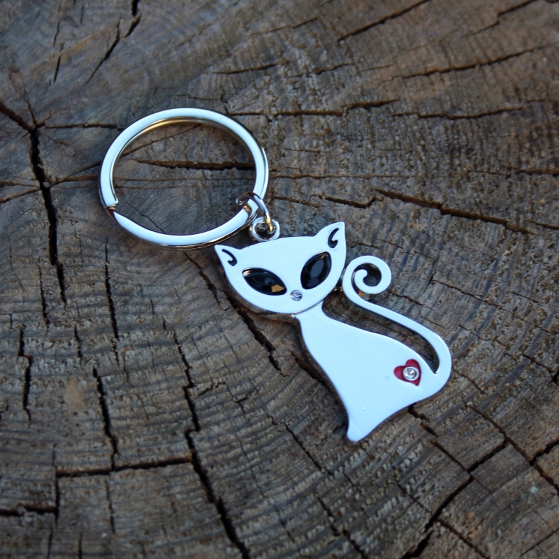 Strieborný prívesok mačka na kľúče