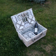 Svadobný dar - piknikový kôš pre 4 osoby
