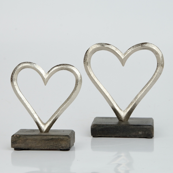 Svadobné dekorácie väčšie srdce 9,4 x 5,1 x 11 cm kov a drevo