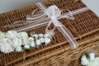 Svatební dekorace - schránka na želanie a peniaze prútený kufor 40x17x28cm