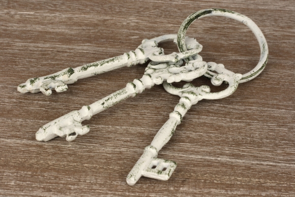 Zväzok dekoratívnych liatinových kľúčov 12cm