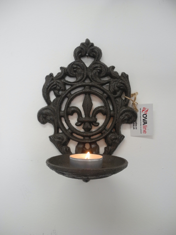 Svietnik nástenný liatina 16,5x24x12cm