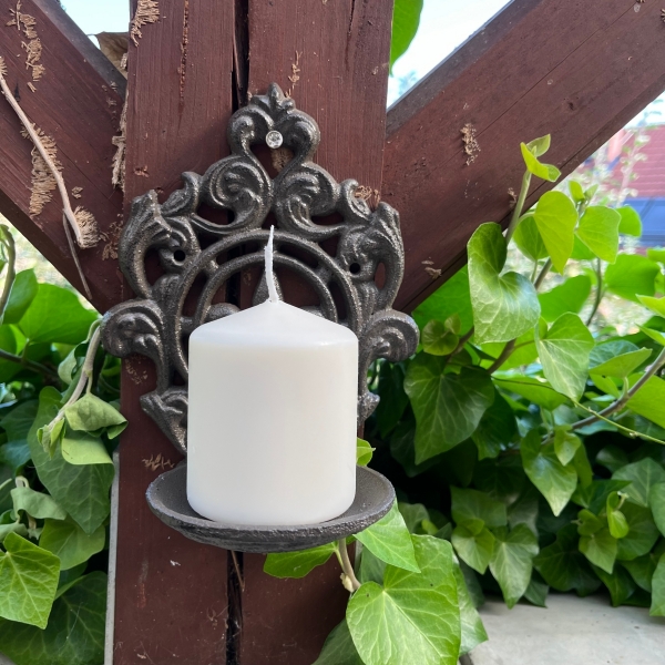 Svietnik nástenný liatina 16,5x24x12cm