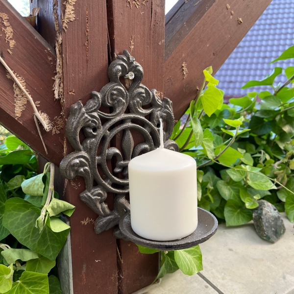 Svietnik nástenný liatina 16,5x24x12cm