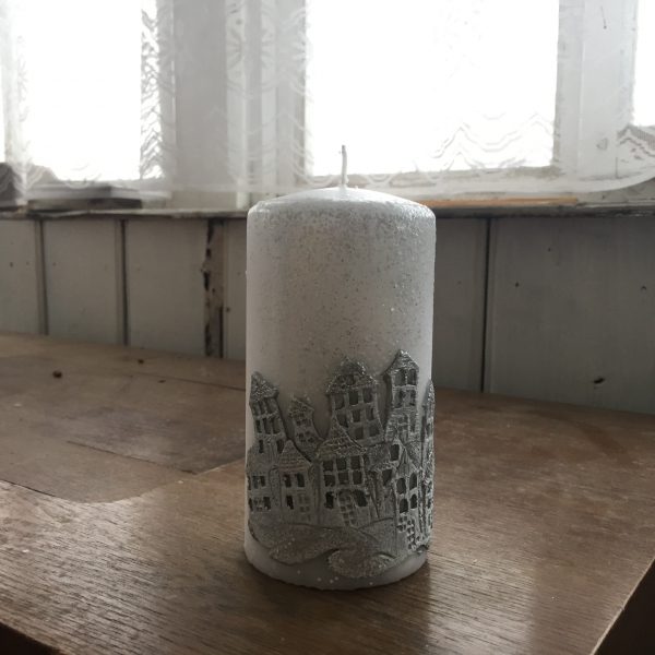 Sviečka vianočný čas valec biely 7x14cm