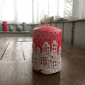 Sviečka vianočný čas valec červený 7x18cm