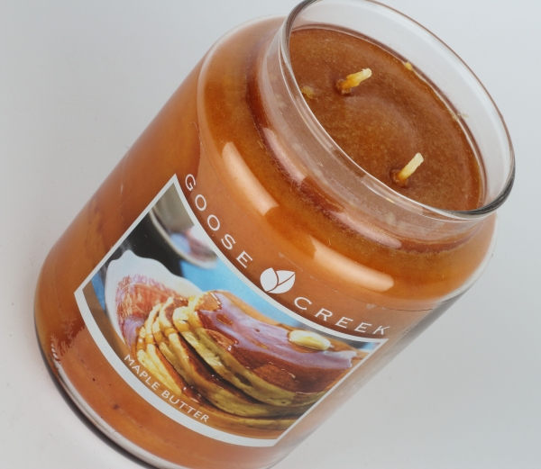 Sviečka v skle javorové maslo Goose Creek 680g