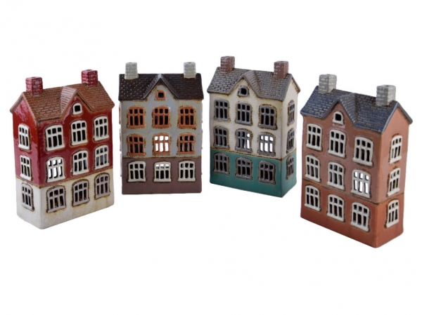 Svietiaci domček 17,5x23,5x9,5cm Typ C