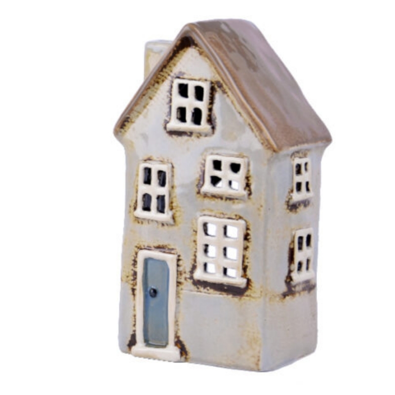 Svietiaci vianočný domček 10 x 18,5 x 7,5cm