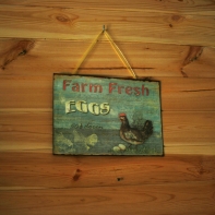 Tabuľka Farm Fresh Eggs zelená