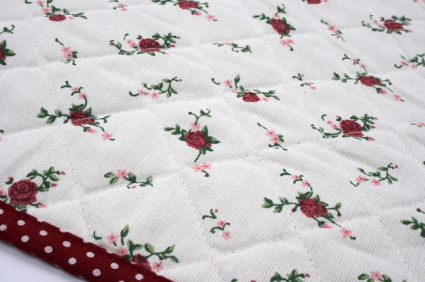 Textilné prestieranie na stôl kytičky 33x48cm