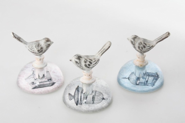 Ťažítko s vtáčikom ružovej 8x10x10cm