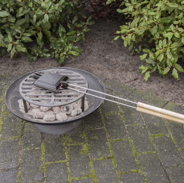 Toastovač z liatiny 