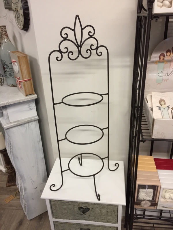 Trojposchodový etažér na taniere 77cm