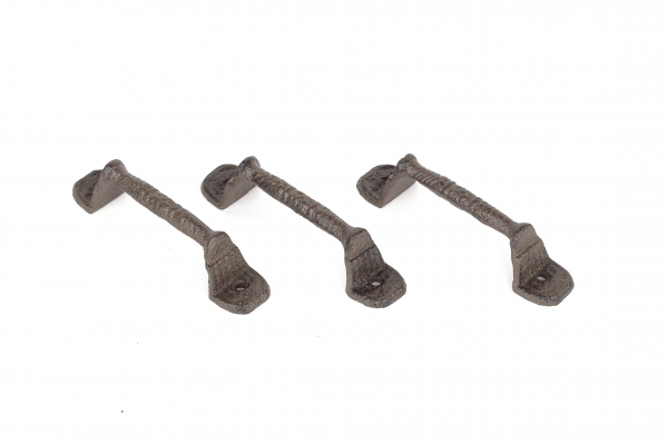 Úchytka na nábytok liatinová