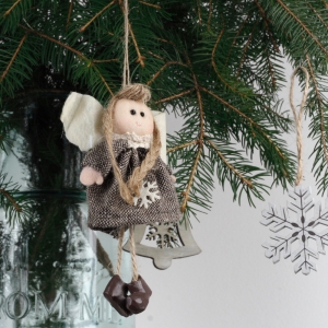 Vianočné dekorácie Andelko na zavesenie 13cm