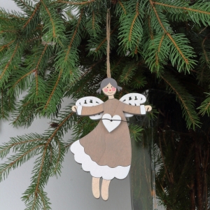 Vianočné dekorácie drevený závesný anjel hnedý 16cm