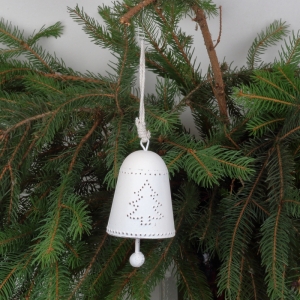 Vianočná dekorácia zvonček sa stromčekom biely 12cm