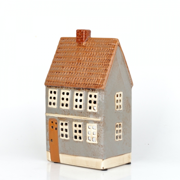 Vianočný domček NOVAline 22x12x8cm