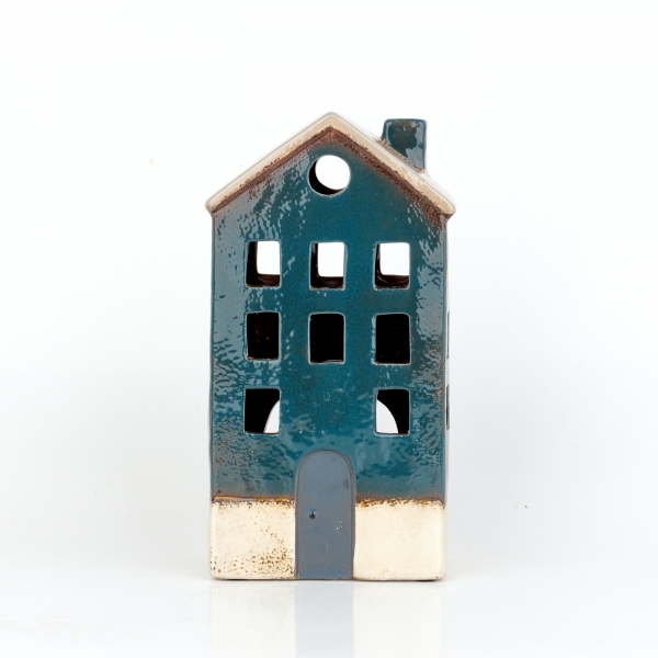 Vianočný domček vysoký 24x7x12cm