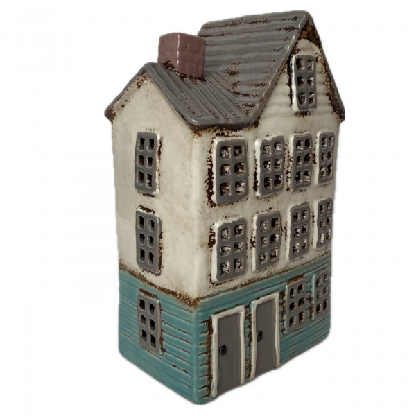 Vianočný svietiaci domček 15x23,5x10cm Typ B