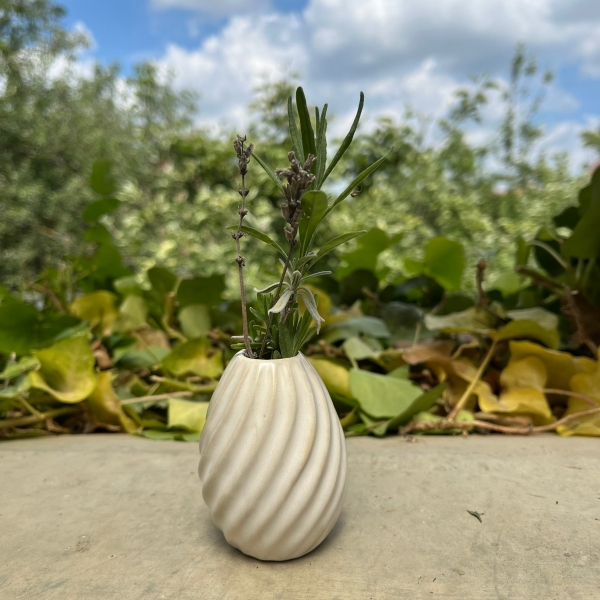 Vázička na slamienku 5,3 x 7,3 x 5,3 cm