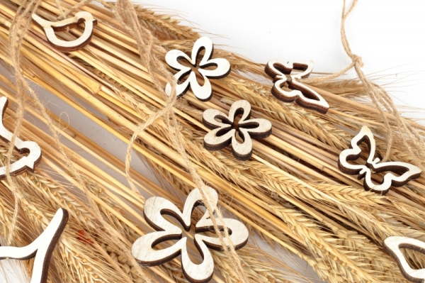 Veľkonočné dekorácie záves kvietok