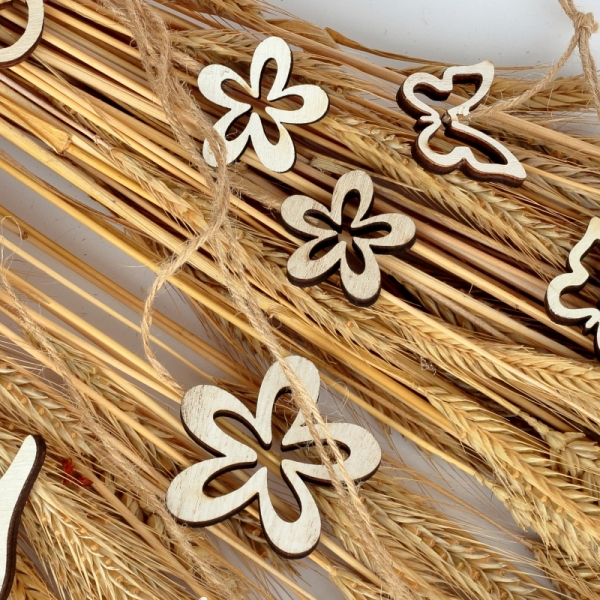 Veľkonočné dekorácie záves kvietok