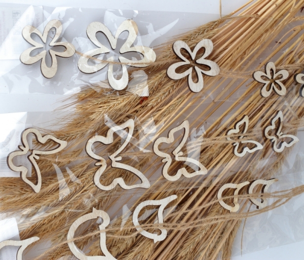 Veľkonočné dekorácie záves motýľ