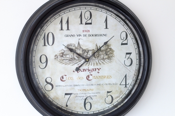 Veľké nástenné hodiny kovové 61cm