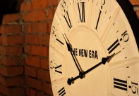 Veľké nástenné hodiny THE NEW ERA 58cm 