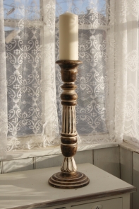 Veľký drevený svietnik na jednu sviečku 51cm