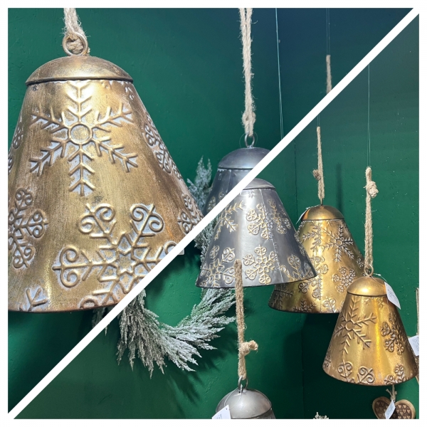 Veľký kovový zvonček Celestine 21 x 18,5 x 18,5 cm