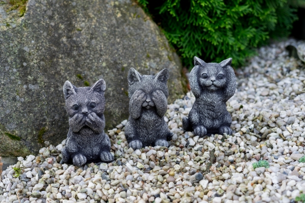 Vonkajšia dekorácia mačiatko - zakryté oči