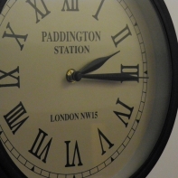 Vonkajšie hodiny čierne kov priemer 30 cm