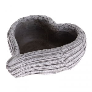 Vonkajší kvetináč z betónu srdca