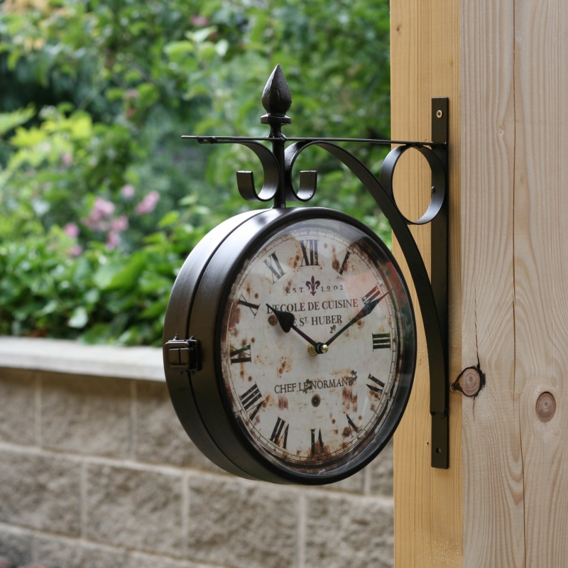 Vonkajšie nástenné hodiny Chef le Normand
