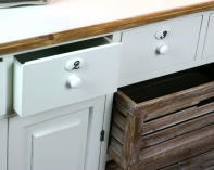 Vidiecka komoda drevená biela Palace 110x87x40cm