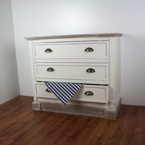 Vidiecká komoda s tromi zásuvkami 89x66x40cm