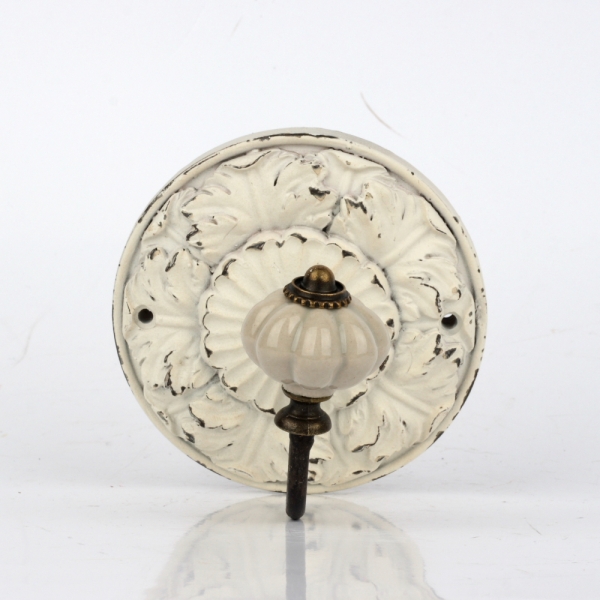 Vešiačik biely kov 10x8x10cm