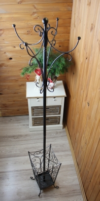 Vešiak do predsiene kovový čierny Provence 173cm