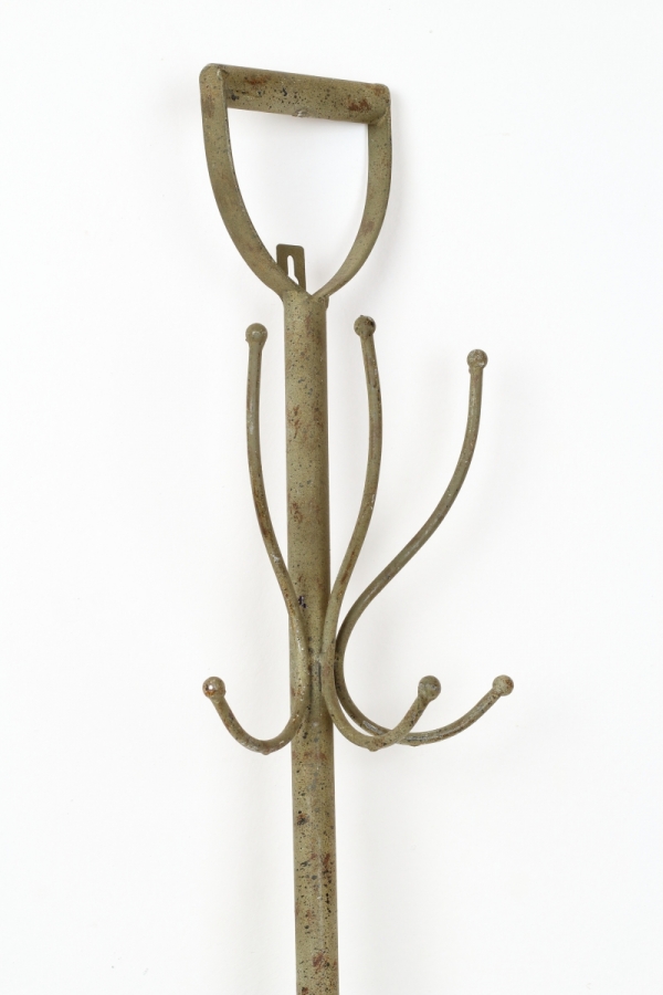 Vešiak rýľ 74x16,5x12cm