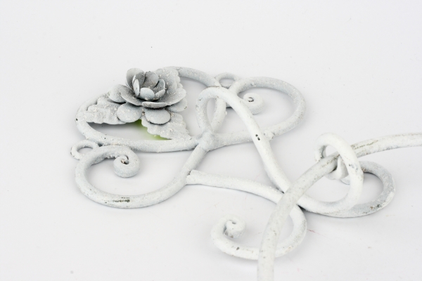 Vešiak na uterák kruh s kvetinou 16,5cm