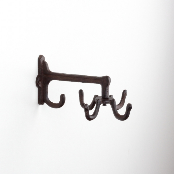 Vešiak na uteráky otočný liatinový