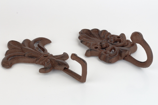 Vešiak na stenu kovový typ A 17x10cm