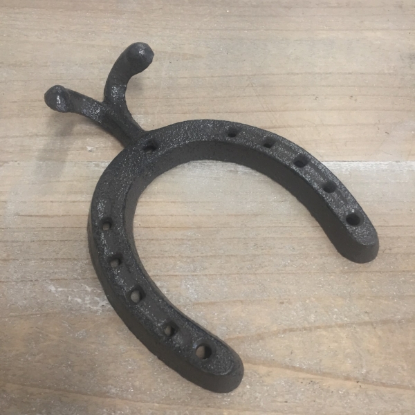 Vešiak na stenu podkova 10,5x15x3cm