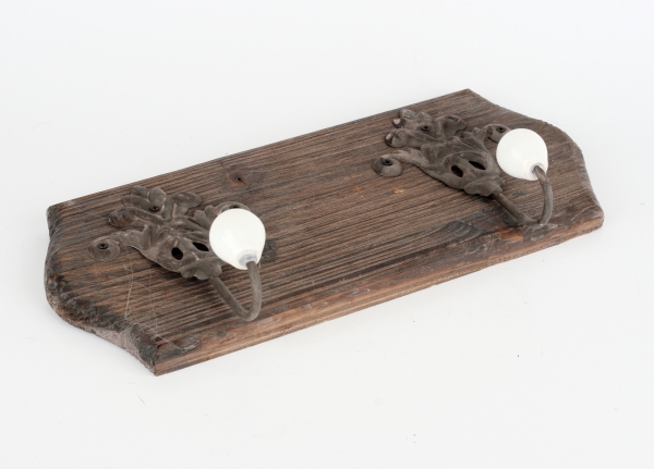 Vešiak s 2 ozdobnými háčikmi 38x18cm